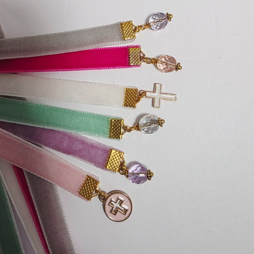 Handmade Velvet Ribbon Bible Bookmark by Joan Santoro - Picture 4 of 8